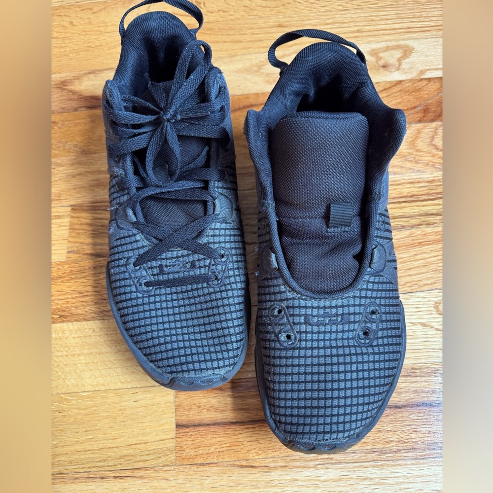 Nike LeBron Witness 7